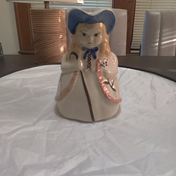 BoPeep Milk Pitcher, Vintage Item made in the USA. 1940's   8" tall handpainted. - Picture 4 of 6